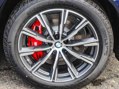 New 2026 BMW X5 xDrive50e w/ M Sport Package image 10