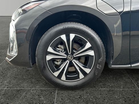 Used 2023 Toyota bZ4X AWD w/ Weather Package image 4