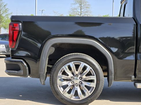 Used 2022 GMC Sierra 1500 Denali w/ Denali Reserve Package image 7