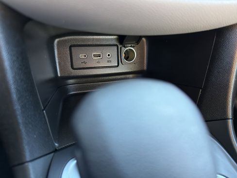 Used 2023 Chevrolet Equinox LS w/ Driver Confidence II Package image 20