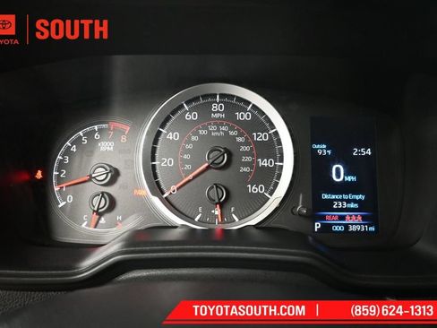Used 2021 Toyota Corolla SE FWD image 12