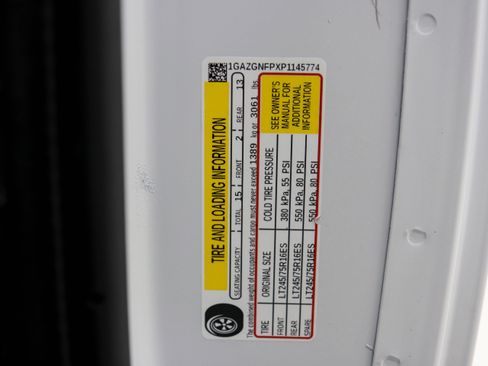 Used 2023 Chevrolet Express 3500 LS RWD image 29