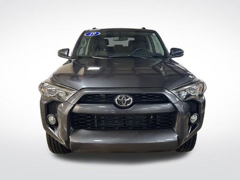Certified 2019 Toyota 4Runner SR5 Premium AWD/4WD image 8