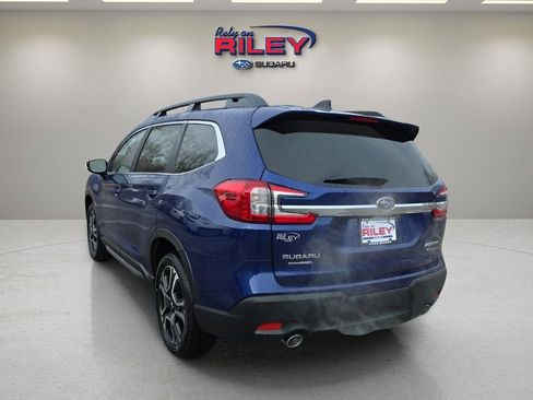 Used 2026 Subaru Ascent Limited AWD/4WD image 3