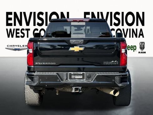Used 2023 Chevrolet Silverado 2500 High Country w/ Safety Package II image 9