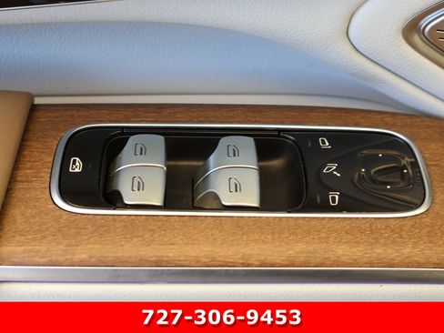 Certified 2023 Mercedes-Benz EQS 580 4MATIC Sedan image 18