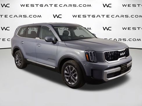 Certified 2024 Kia Telluride LX FWD image 46