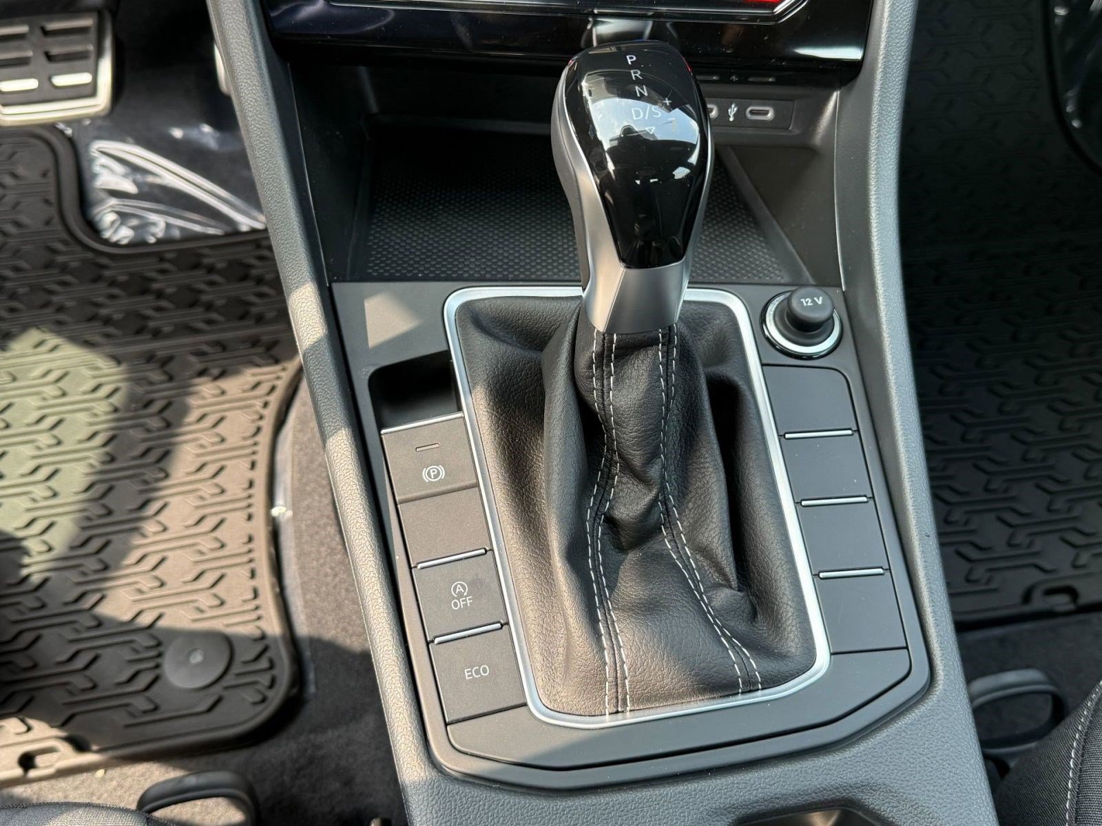 New 2026 Volkswagen Jetta Sport FWD image 16
