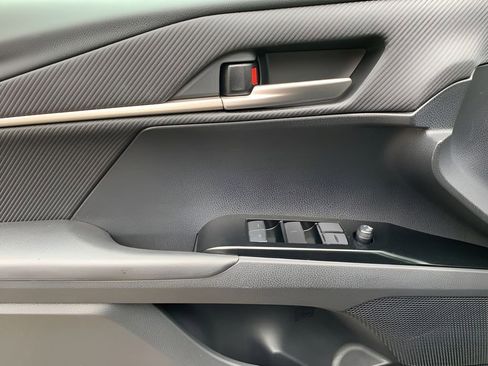 New 2026 Toyota Camry SE image 10