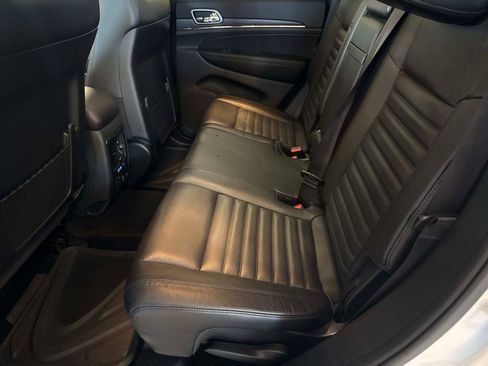 Used 2020 Jeep Grand Cherokee Limited X image 13