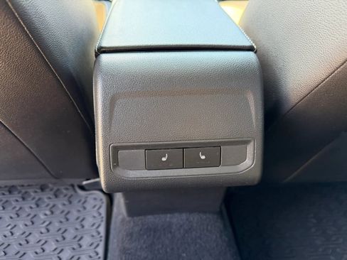 Used 2021 Volkswagen Jetta SEL Premium image 40