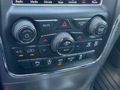 Used 2018 Jeep Grand Cherokee Limited w/ Luxury Group II AWD/4WD image 23