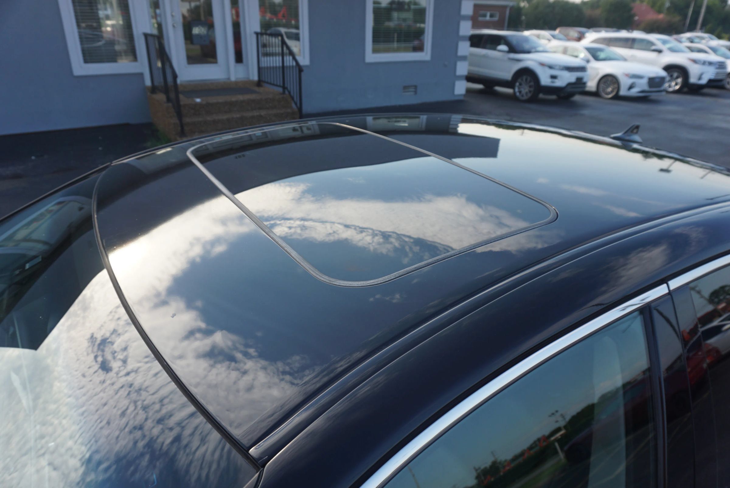 Used 2014 Lexus ES 350 w/ Luxury Package FWD image 9