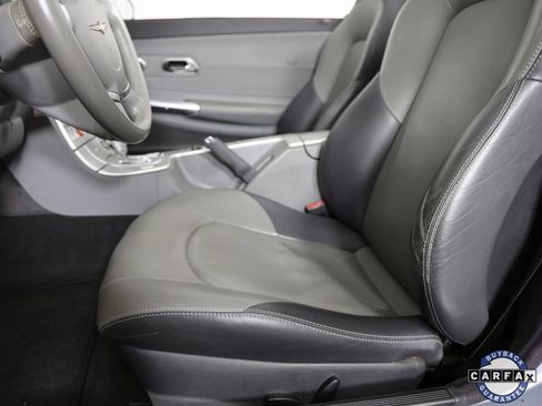 Used 2005 Chrysler Crossfire Limited image 16