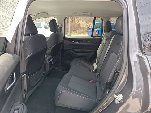 Certified 2023 Jeep Grand Cherokee Laredo w/ Luxury Tech Group I image 49