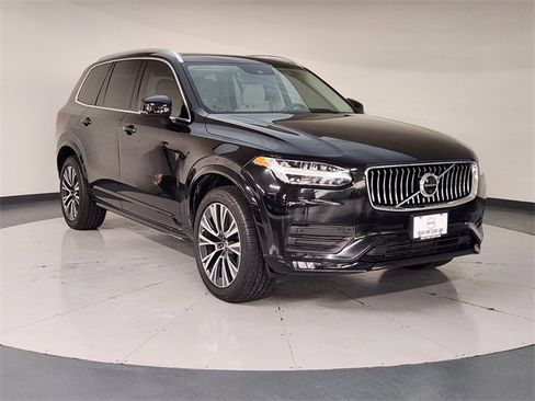 Used 2021 Volvo XC90 T6 Momentum w/ Advanced Package image 7