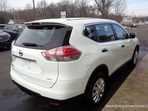 Used 2016 Nissan Rogue S AWD/4WD image 3