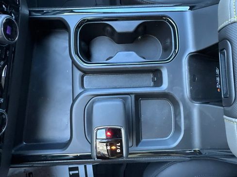 New 2026 Chevrolet Silverado 1500 ZR2 w/ LPO, Dark Essentials Package AWD/4WD image 39