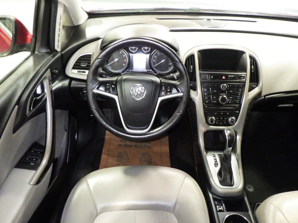 Used 2014 Buick Verano FWD image 9