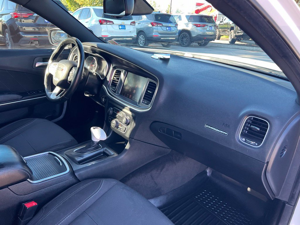 Used 2016 Dodge Charger R/T RWD image 25