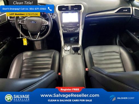 Used 2019 Ford Fusion SEL FWD image 11