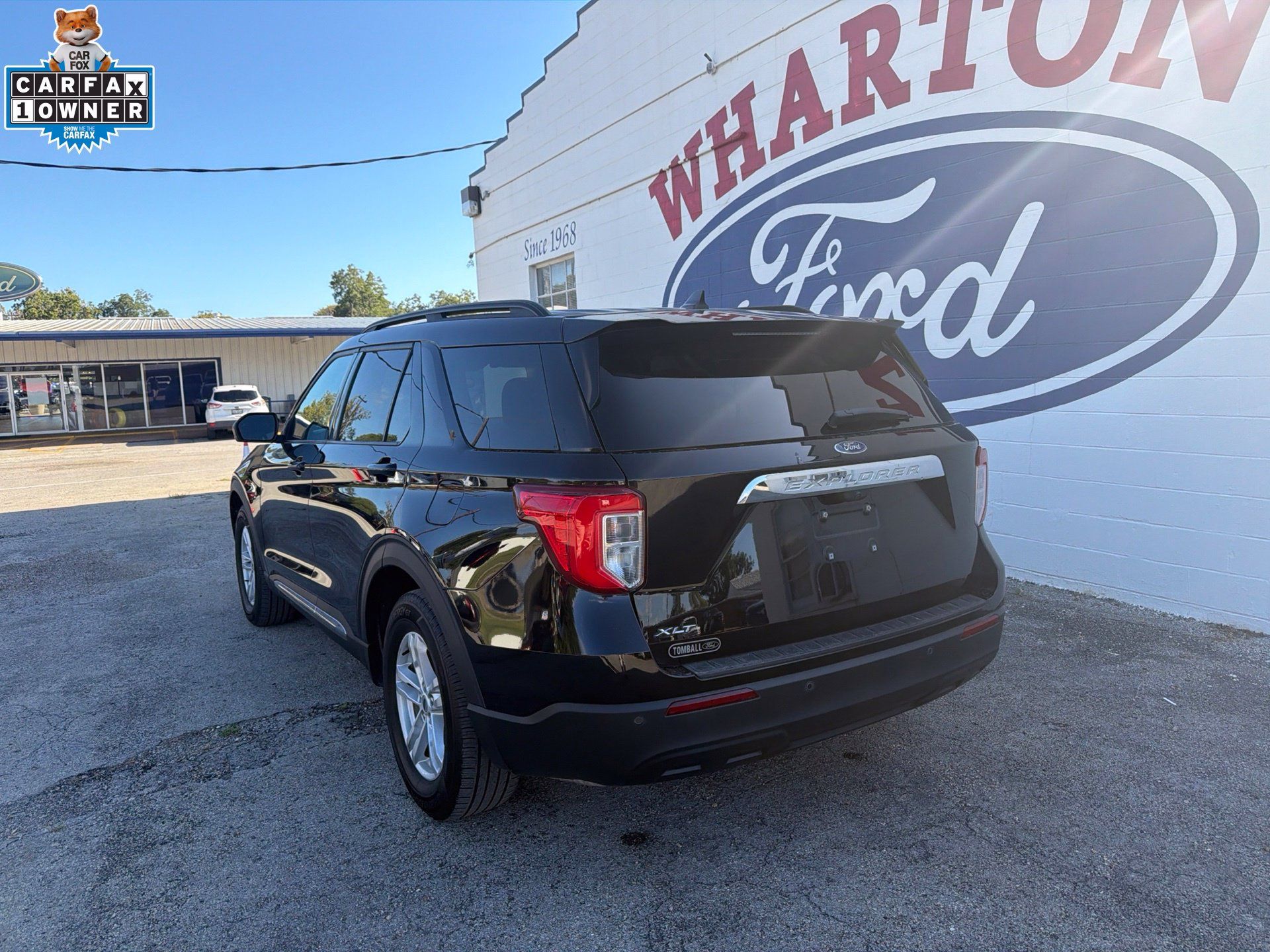 Used 2023 Ford Explorer XLT RWD image 4