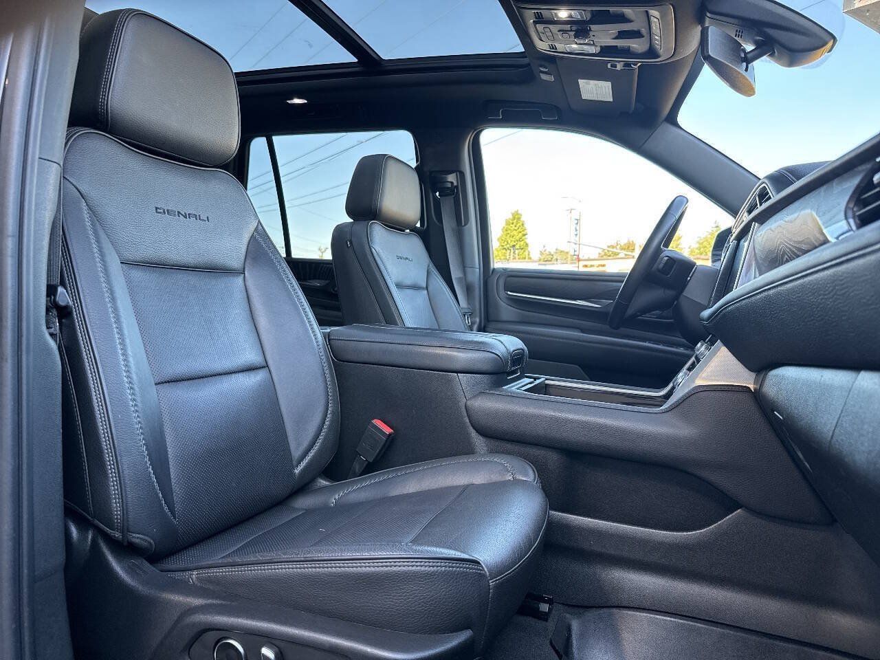 Used 2021 GMC Yukon Denali AWD/4WD image 19