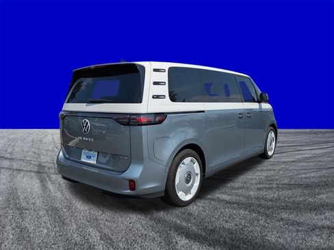 Used 2025 Volkswagen ID. Buzz 1st Edition AWD/4WD image 4