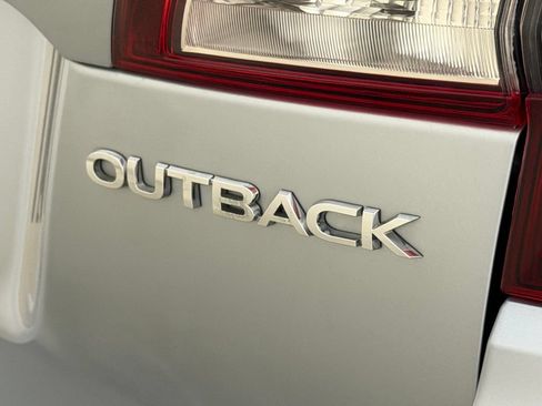 Used 2019 Subaru Outback 2.5i AWD/4WD image 25