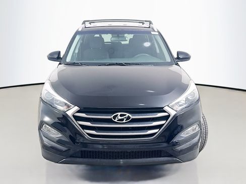 Used 2016 Hyundai Tucson SE w/ Option Group 02 FWD image 2