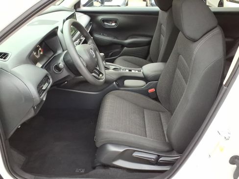 Certified 2026 Honda HR-V LX image 14