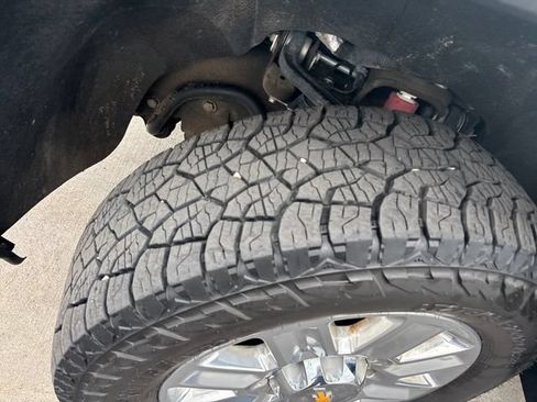 Certified 2024 Chevrolet Silverado 2500 High Country w/ High Country Premium Package AWD/4WD image 29