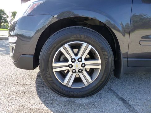 Used 2016 Chevrolet Traverse LT FWD image 15