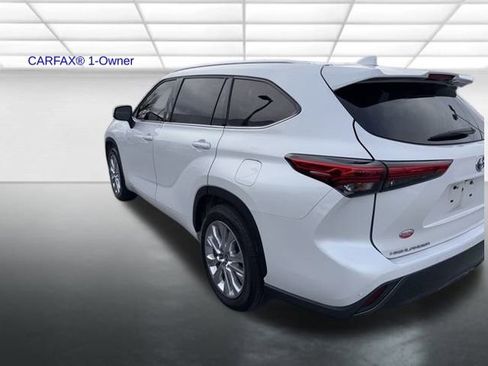 Used 2022 Toyota Highlander Limited image 14