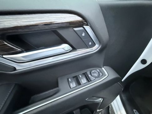 Certified 2024 GMC Sierra 1500 Elevation image 31