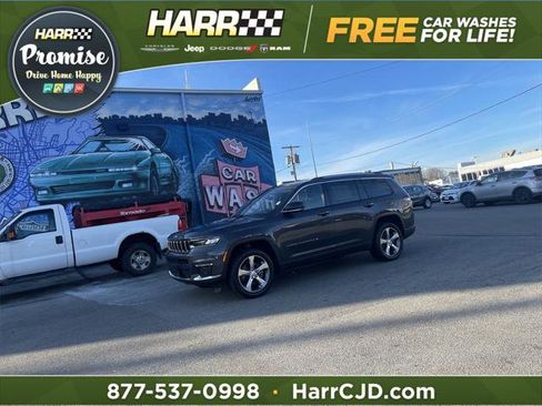 Certified 2022 Jeep Grand Cherokee L Limited w/ Luxury Tech Group II image 1