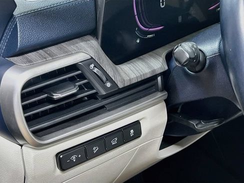 Certified 2023 Kia Telluride EX w/ EX Captain's Chair Package FWD image 10