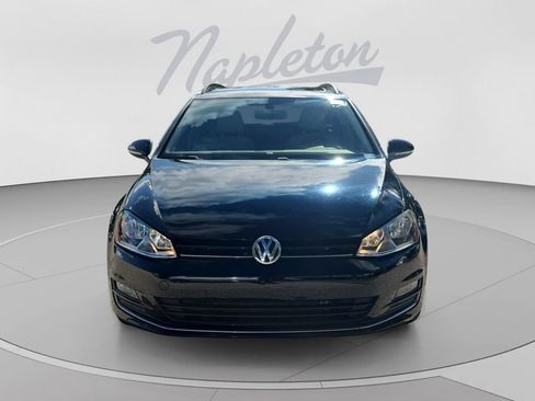 Used 2017 Volkswagen Golf SE FWD image 9