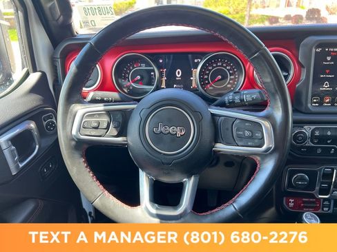 Used 2022 Jeep Wrangler Unlimited Rubicon w/ Steel Bumper Group AWD/4WD image 13
