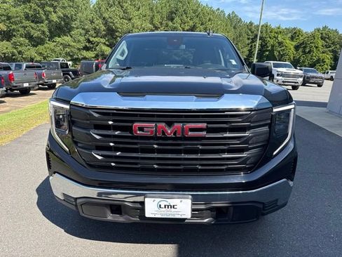 Used 2023 GMC Sierra 1500 Pro AWD/4WD image 2