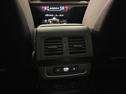 Certified 2025 Audi Q5 Premium w/ Convenience Plus Package AWD/4WD image 26