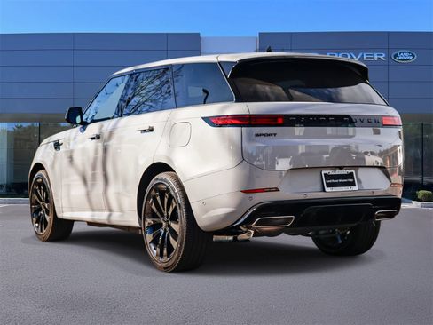 New 2026 Land Rover Range Rover Sport Dynamic SE image 6