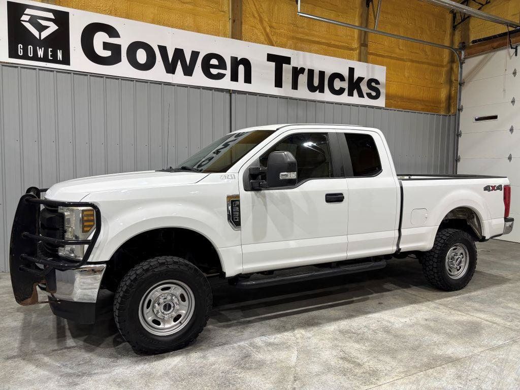 Used 2018 Ford F250 XL w/ Power Equipment Group AWD/4WD image 4
