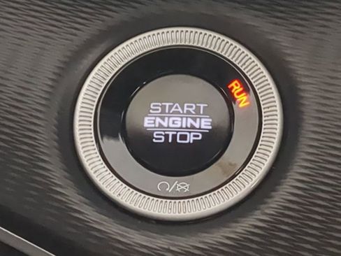 Used 2024 Jeep Grand Cherokee L Laredo image 35