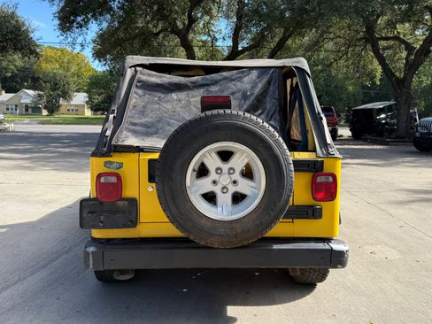 Used 2004 Jeep Wrangler Unlimited image 7