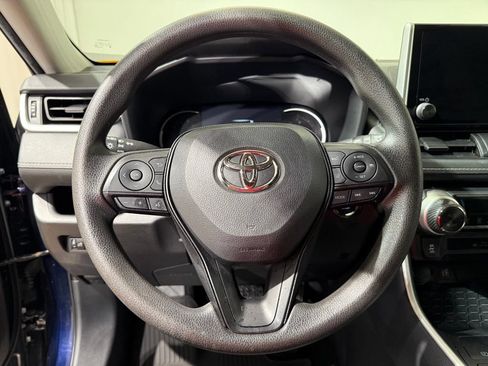 Certified 2025 Toyota RAV4 XLE AWD/4WD image 22