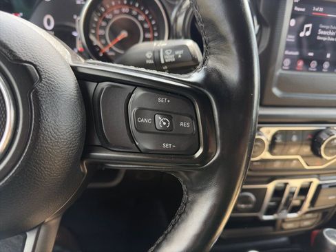 Used 2020 Jeep Wrangler Unlimited Sport AWD/4WD image 6