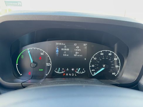 Certified 2024 Ford Maverick XLT w/ XLT Luxury Package FWD image 18