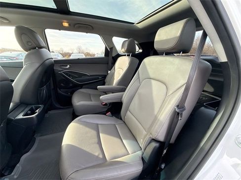 Used 2019 Hyundai Santa Fe XL image 19
