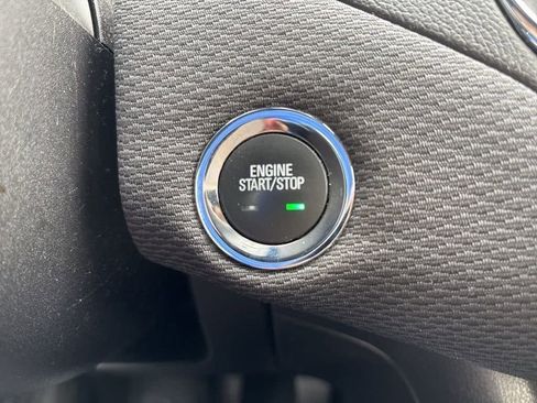 Used 2018 Chevrolet Cruze LT w/ Convenience Package image 25